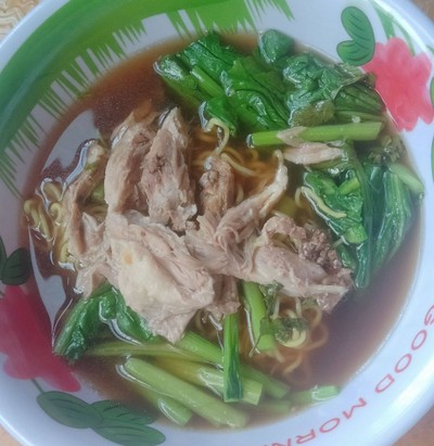 บะหมี่ขาหมู