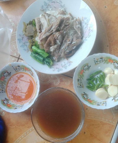 ข้าวขาหมู ใส่กล่อง
