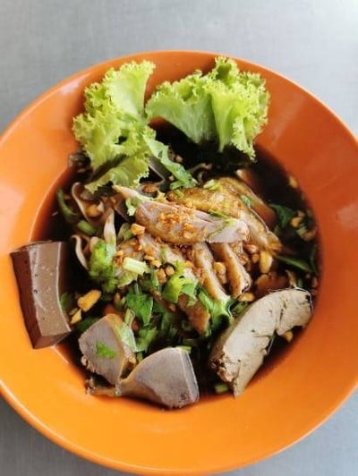 ก๋วยเตี๋ยวเป็ดพะโล้ (น้ำ)
฿60