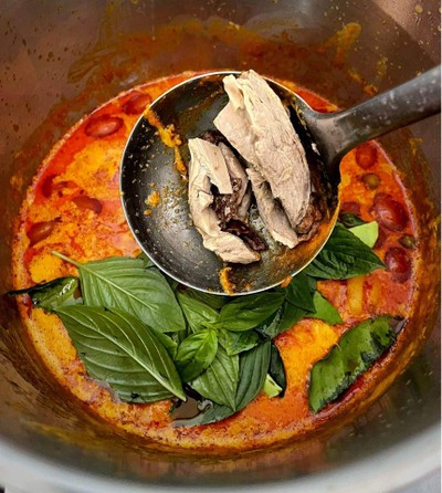 วิธีทำ แกงเผ็ดเป็ดย่าง ก๊าบๆ 🦆 วิธีทำ แกงเผ็ดเป็ดย่าง ก๊าบๆ 🦆