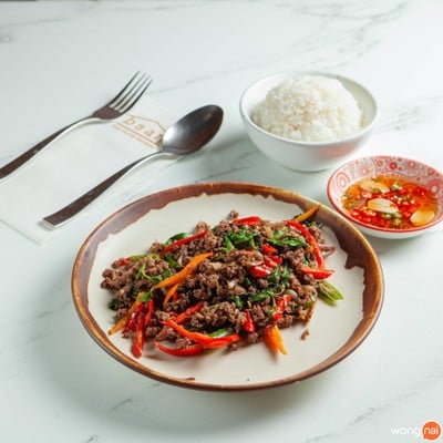 Baan Restaurant 'Thai Family Recipe' ถนนวิทยุ