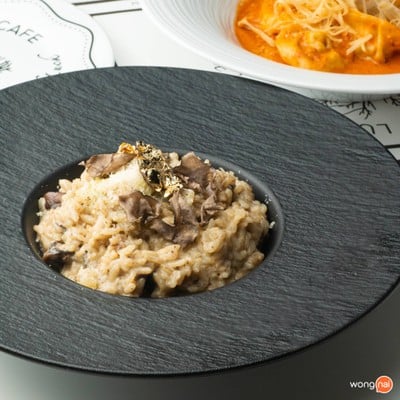 Le Khwam Luck Cafe Bar and Restaurant เอกมัย 22