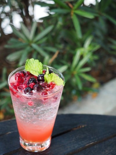 The Hub Cafe and Eatery พระราม 9