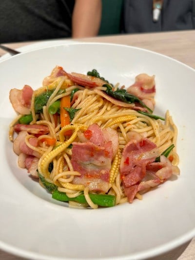 สปาเก็ตตี้ผัดขี้เมาเบค่อน