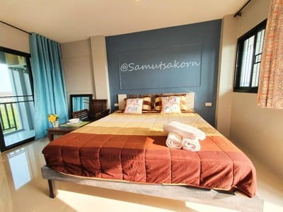 แอทสมุทรสาคร