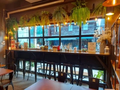 บรรยากาศ For Foo Cafe' ฟอร์ฟู่คาเฟ่ ถนนหลักเมือง จังหวัดสุรินทร์