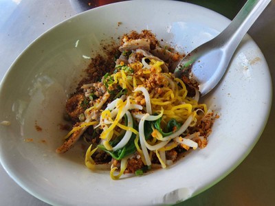 บะหมี่แห้งต้มยำหมู