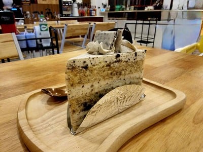 อาหาร หรือ เครื่องดื่ม