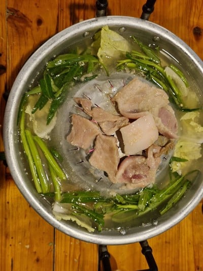 อาหาร หรือ เครื่องดื่ม