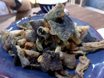 หนังปลาทอดกรอบ