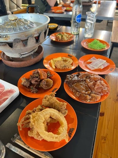 BarBQ Resort บาร์บีคิวรีสอร์ท หมูกระทะ ทะเลเผา สาขาปิ่นเกล้า ปิ่นเกล้า