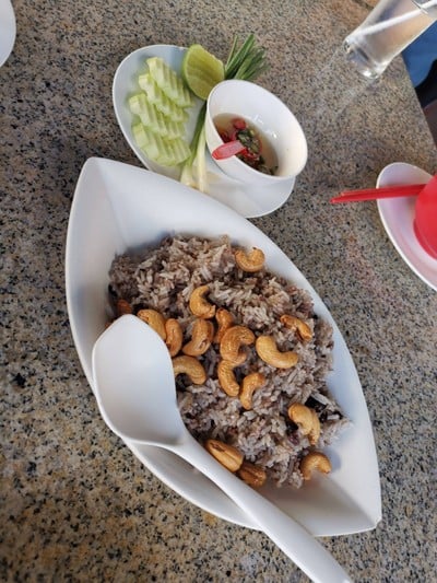 ข้าวผัดโอวนํ่า