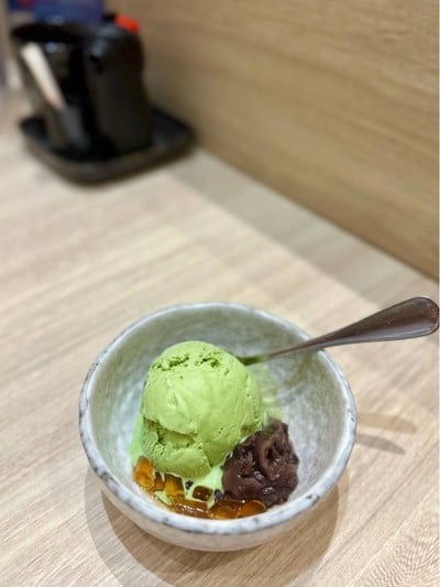 ไอศกรีมชาเขียวรวมมิตร
