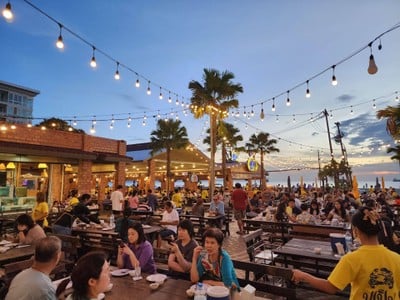 บรรยากาศ ปูเป็น ซีฟู้ด ( Pupen Seafood Pattaya )