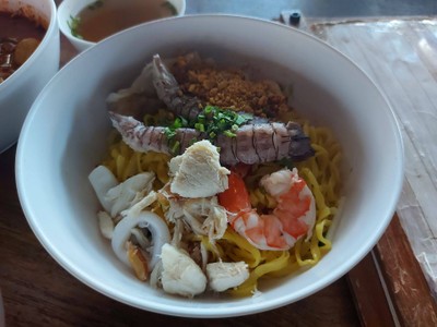 บะหมี่แห้งกั้ง