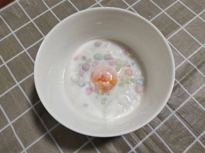 บัวลอยไข่หวานมะพร้าวอ่อน