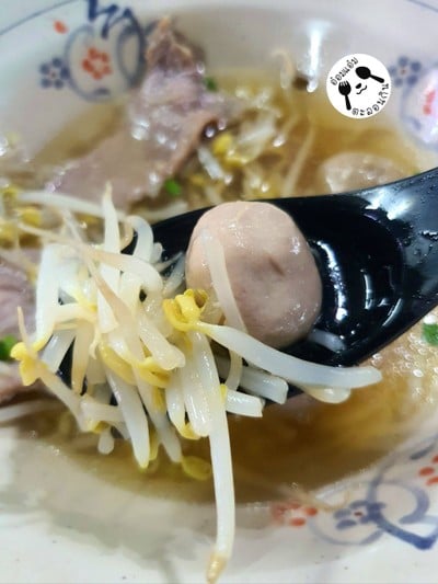 เกาเหลาเนื้อชิ้นสด