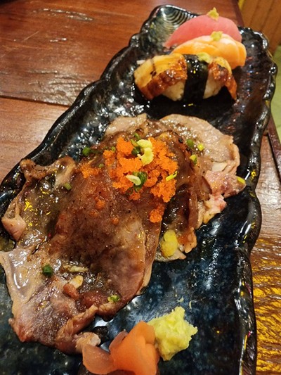 อาหาร หรือ เครื่องดื่ม