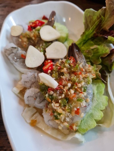 อาหาร หรือ เครื่องดื่ม