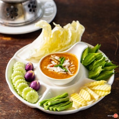 อยู่เย็น หัวหิน บัลโคนี