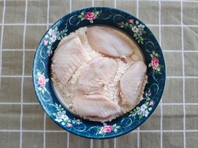วิธีทำ ปีกไก่ชุปแป้งทอด วิธีทำ ปีกไก่ชุปแป้งทอด