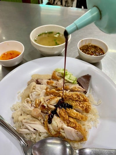 ข้าวมันไก่ 2 อย่าง