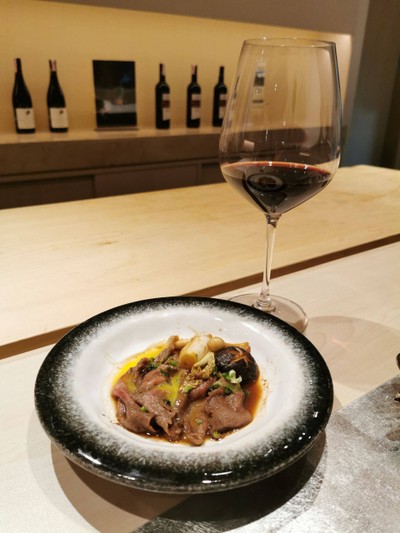 อาหาร หรือ เครื่องดื่ม