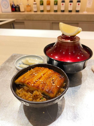 อาหาร หรือ เครื่องดื่ม