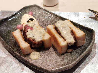 อาหาร หรือ เครื่องดื่ม