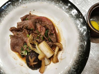 อาหาร หรือ เครื่องดื่ม