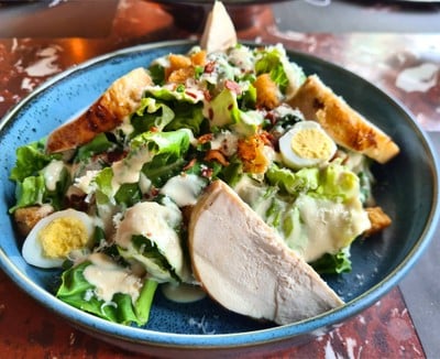 อาหาร หรือ เครื่องดื่ม