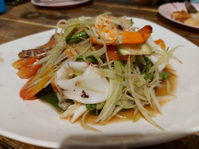 ส้มตำทะเล