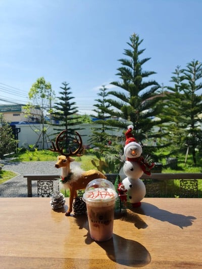 Strawberry Macchiato / Iced