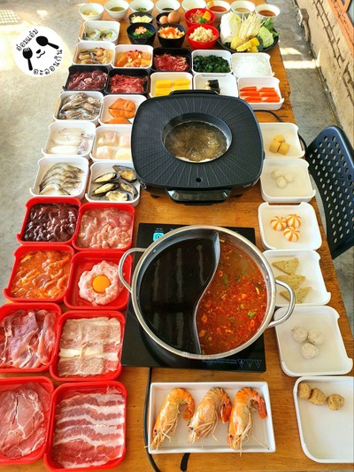 อาหาร หรือ เครื่องดื่ม