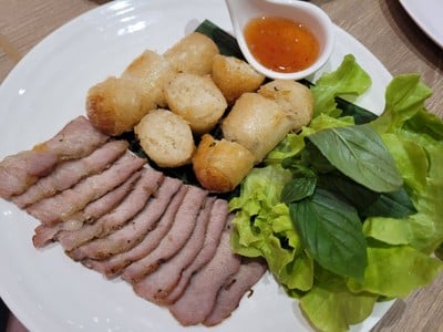 ครัวเมืองเว้ ลาว ญวน โรบินสัน ราชพฤกษ์