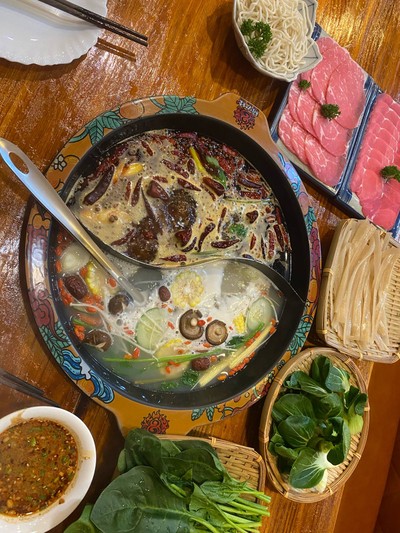 อร่อยยยย หม้อใหญ่ คนจีนล้วนนน