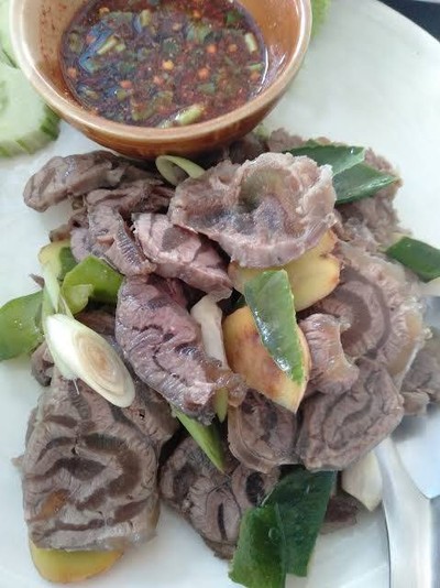 อาหาร หรือ เครื่องดื่ม