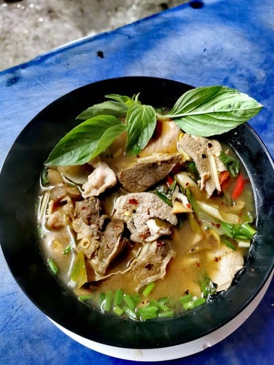 นายภูมิก๋วยเตี๋ยวเรืออยุธยา