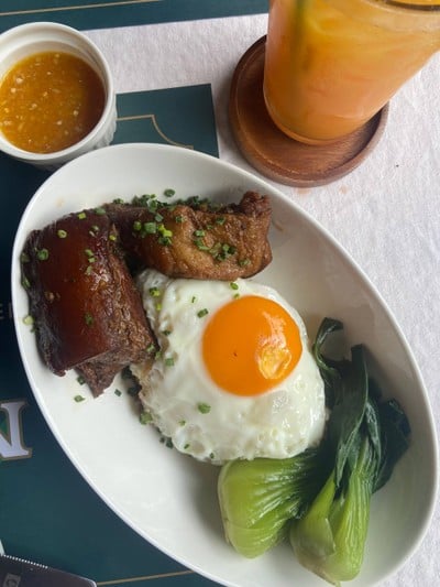 ข้าวหมูตุ๋น