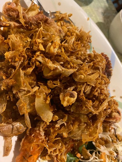 ปูนิ่มทอดกระเทียม