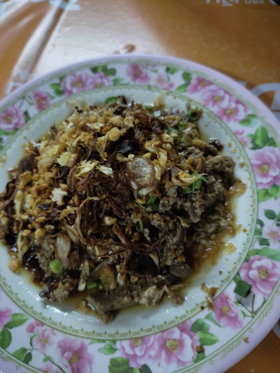 ลาบคั่วหมู