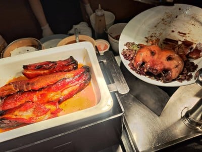 อาหาร หรือ เครื่องดื่ม