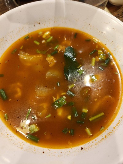 อาหาร หรือ เครื่องดื่ม