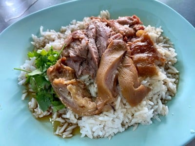 เมนูของร้าน เจ้หมายเกาเหลาเลือดหมู หยุดทุกวันอาทิตย์