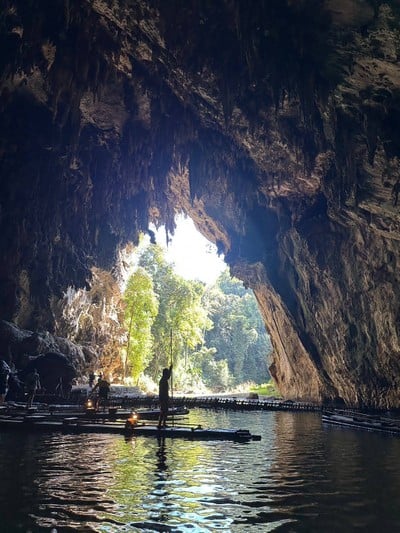 สถานศึกษาธรรมชาติและสัตว์ป่าถ้ำน้ำลอด