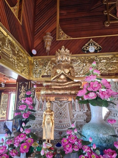 บรรยากาศ วัดข่อย