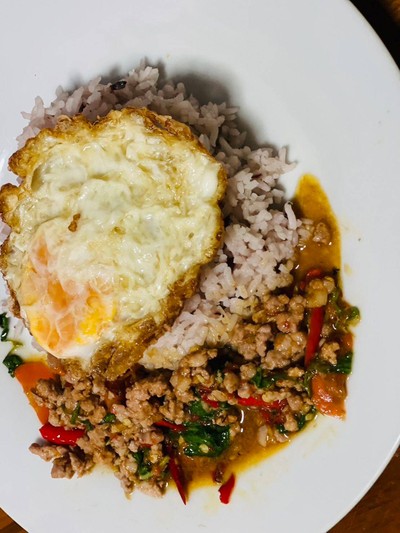 อาหาร หรือ เครื่องดื่ม