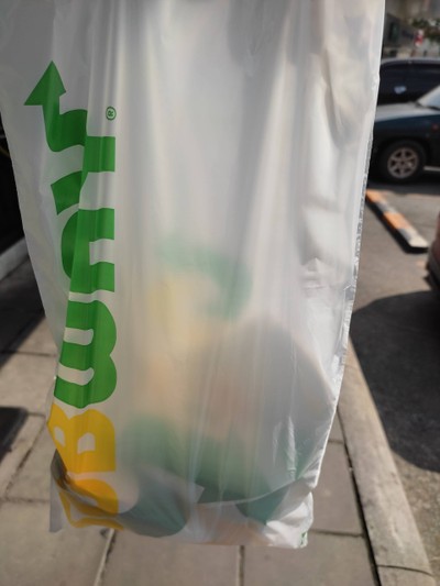 อาหาร หรือ เครื่องดื่ม