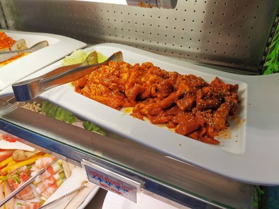 อาหาร หรือ เครื่องดื่ม