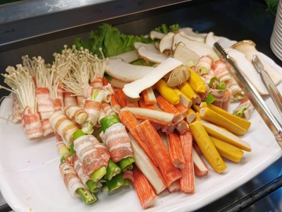 อาหาร หรือ เครื่องดื่ม